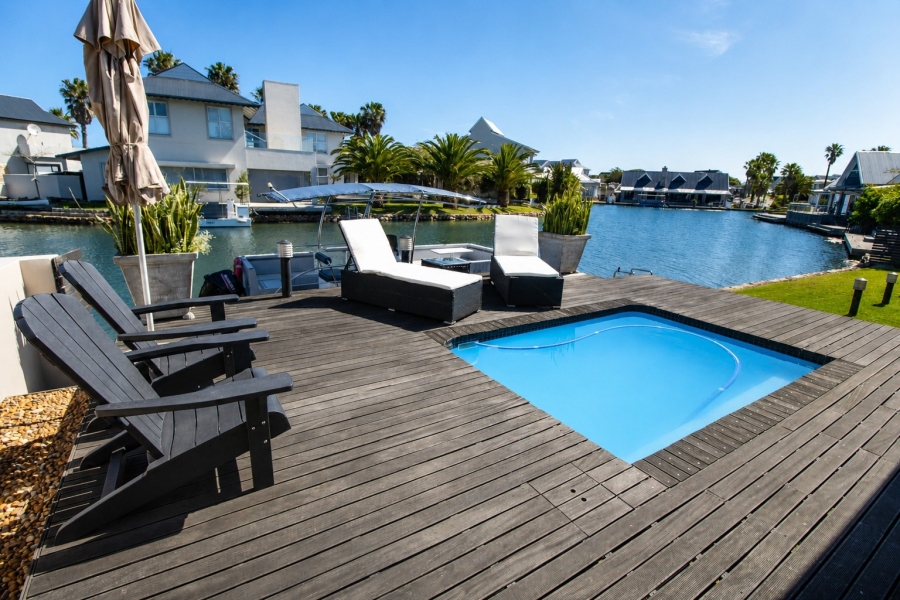 4 Bedroom Property for Sale in Marina Martinique Eastern Cape